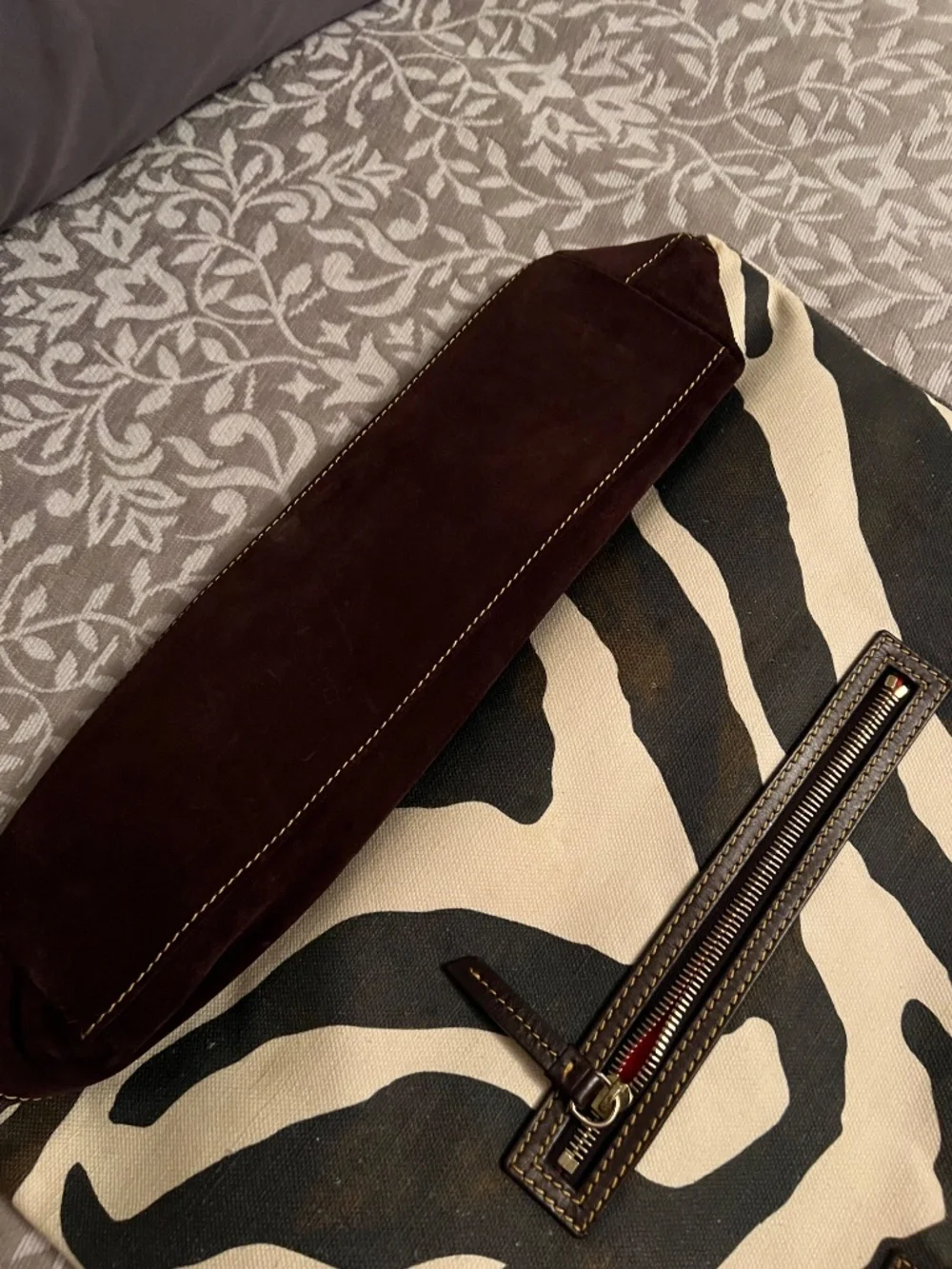 Dooney&Bourke Satchel Black&Creme